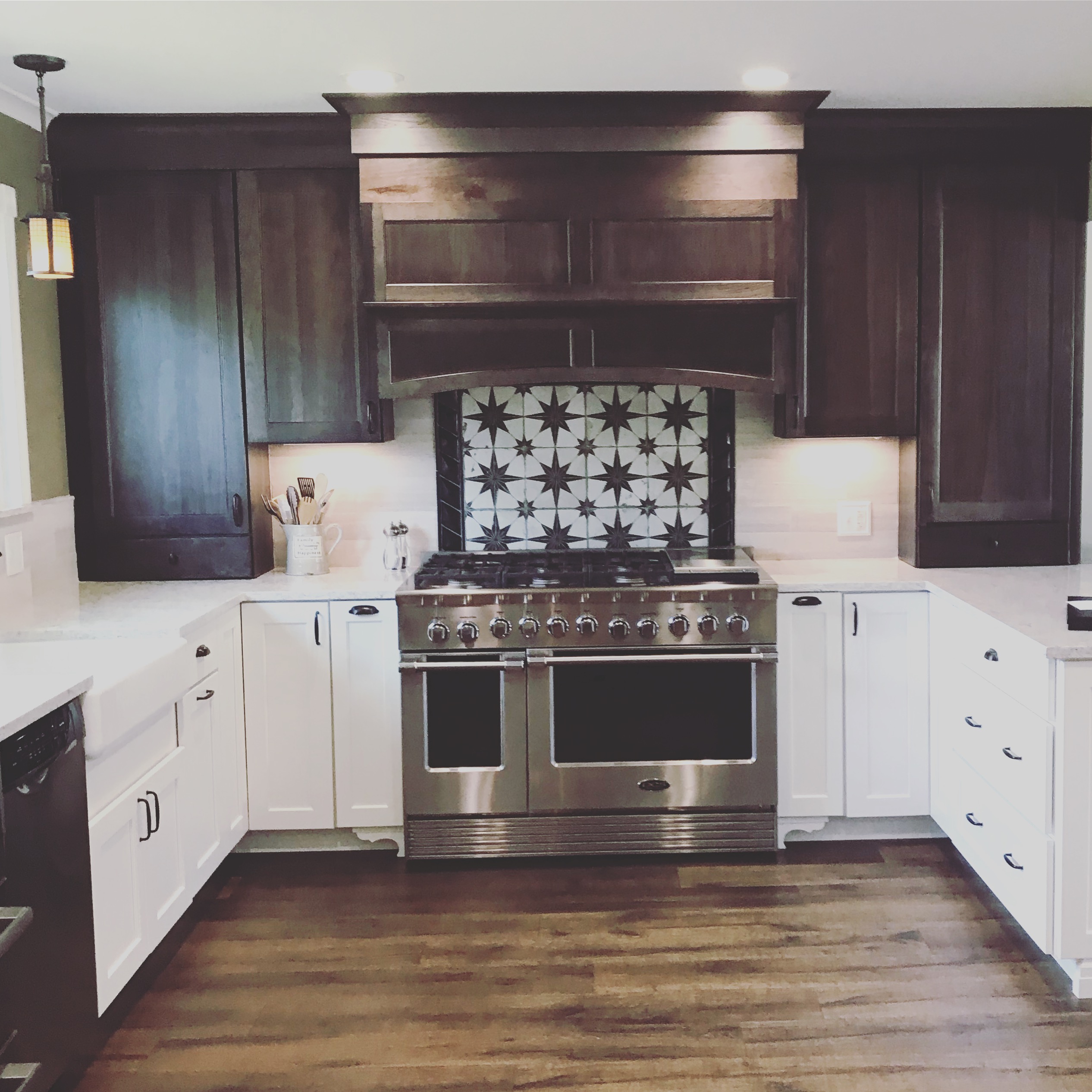 8 Alternatives To White Kitchens E W Kitchens